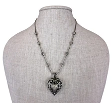 Elegant Silver Tone Heart Pendant Necklace With Decorative Beads Women