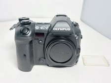 , 10610 shots, Olympus E-1 body