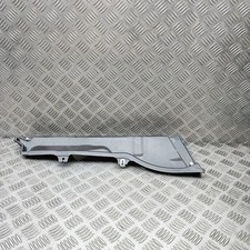 BMW X4 G02 Wiper avant droit Cowl Trim 7394812 LHD 2023 38042925
