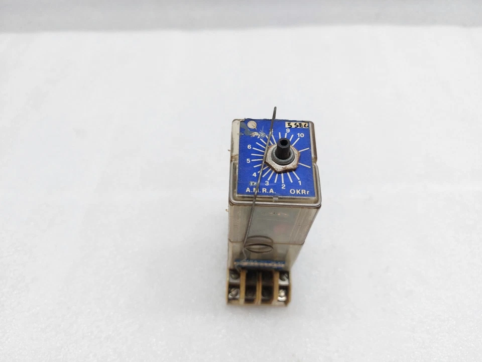 a.m.r.a okrr 110v~ Electromechanical Relay - Image 2 of 4