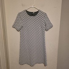 Divided H&M Black & White Chevron Shift Dress Size 4