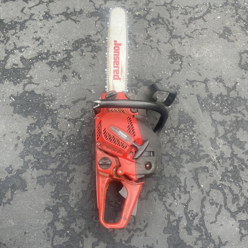 Jonsered CS2258 Chainsaw. 60cc For parts Or Fix