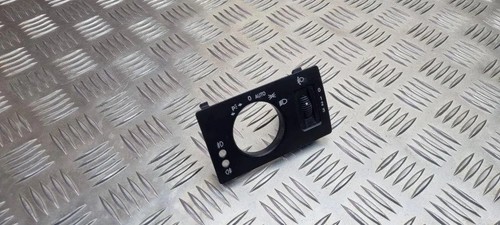 MERCEDES-BENZ B W245 Schalter zur Einstellung der Scheinwerferhöhe 31118161