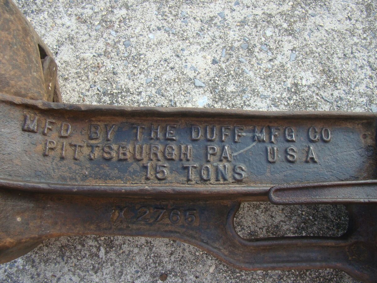 Vintage Duff Barrett Model No. 519 Cast Iron 15 Ton Railroad Vintage Duff Barrett Model No. 519 Cast Iron 15 Ton Railroad