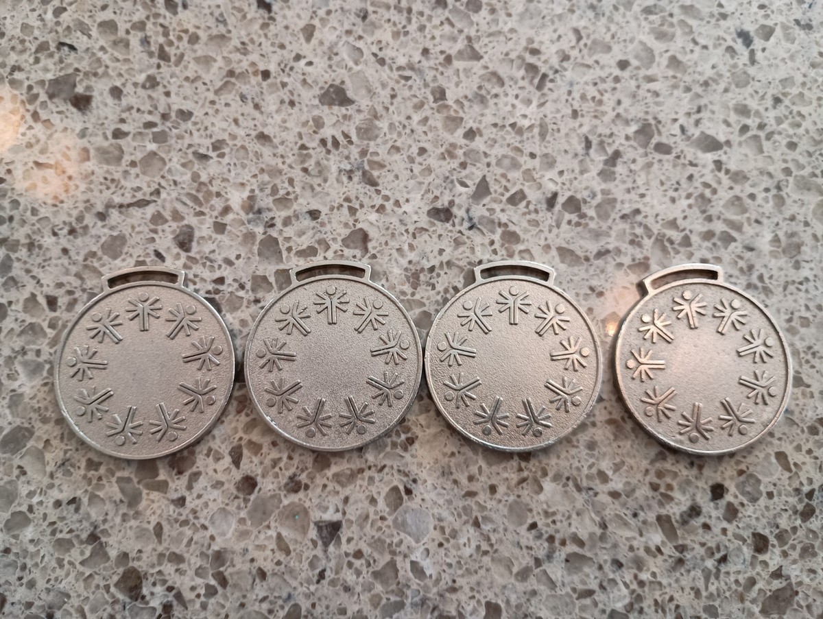 オリンピック　レトロ　昭和　Olympic 激レア　1976 非売品　美品 1976-80 Olympics Cycling Silver/Gold VLADIMIR OSOKIN Orig
