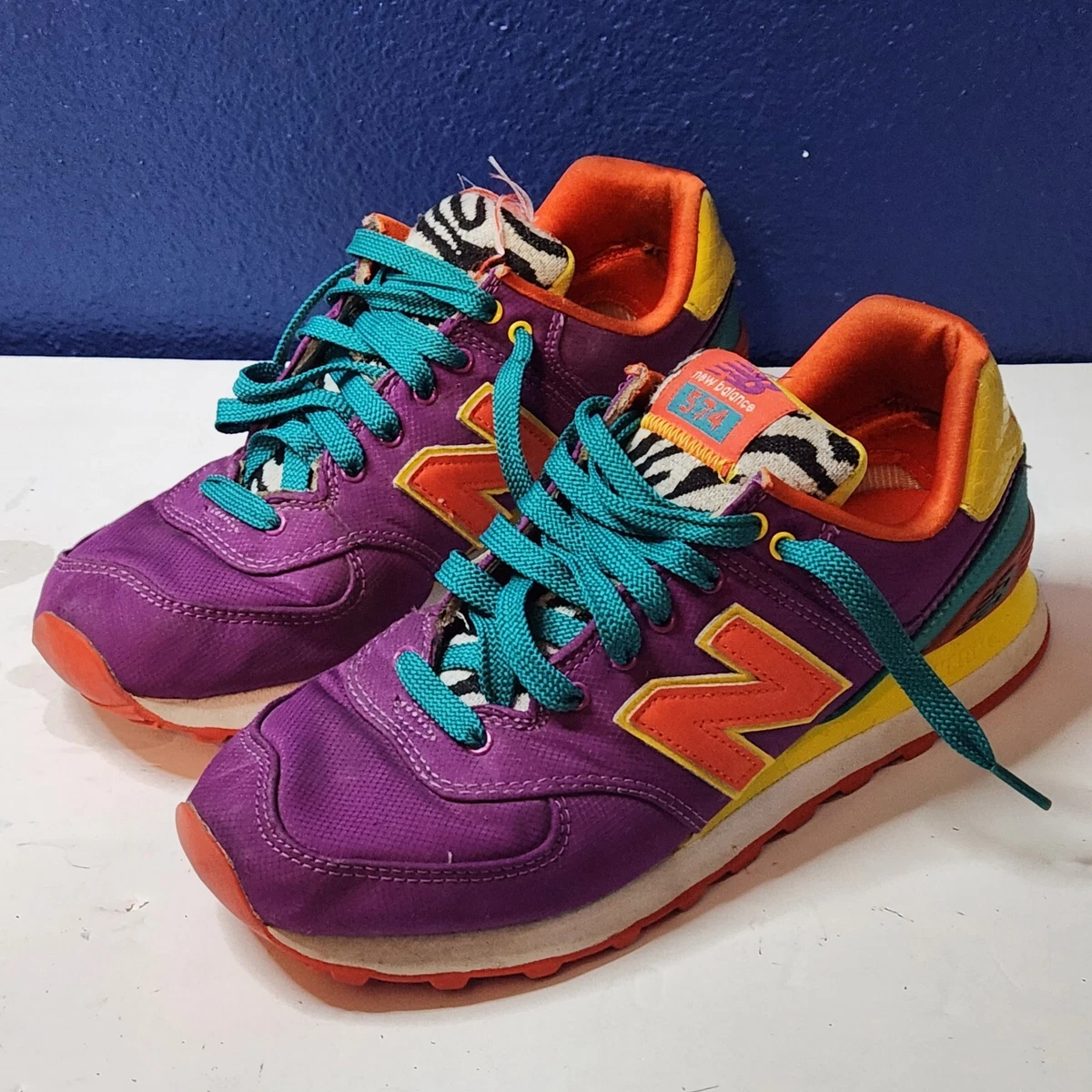 solo Retener Sudor Rare New Balance Womens 574 Pop Safari Women's Size 8.5 WL574PY Purple  Zebra | eBay