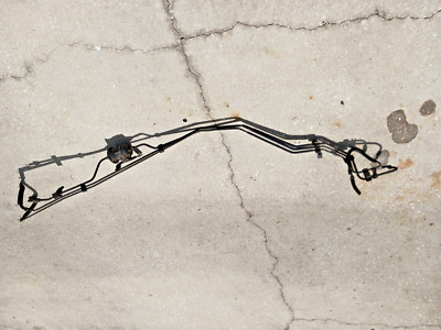 1999 TOYOTA 4RUNNER FUEL TANK  FUEL PIPE LINES ,PIPES 3.4L V6 A/T  OEM A1 97 00
