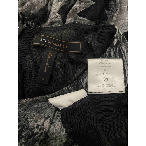 BCBGMAXAZRIA Bodycon-Kleid Federprint ärmellos gerafft schwarz weiß Medium - Bild 6 von 7