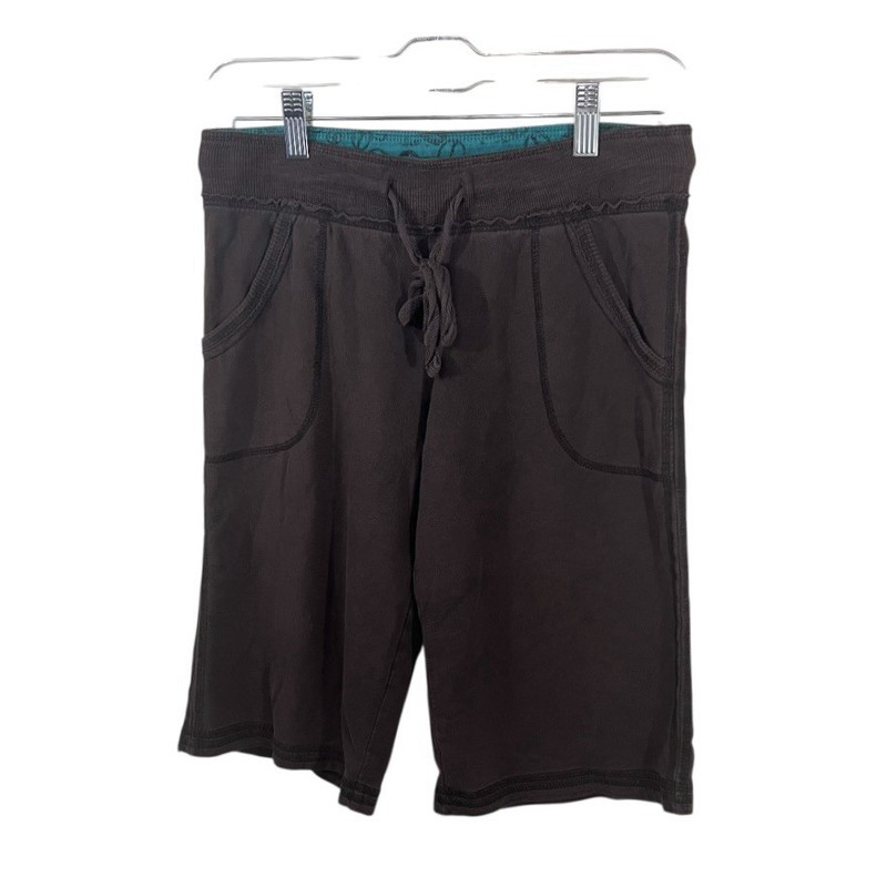 SO Juniors Medium Low Rise Bermuda Shorts Brown Cotton Y2K Comfy Soft