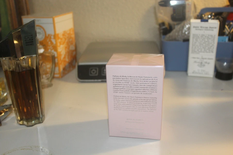 Parfums De Marly Delina Eau de Parfum 30 ml Nuevo en caja 100% AUTÉNTICO Foto 3 de 3