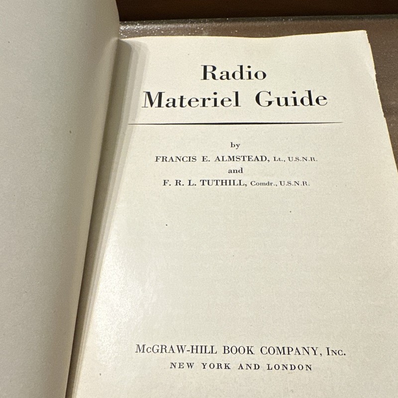 McGraw-Hill Radio Materiel Guide Handbook 1943 Radio Communication English