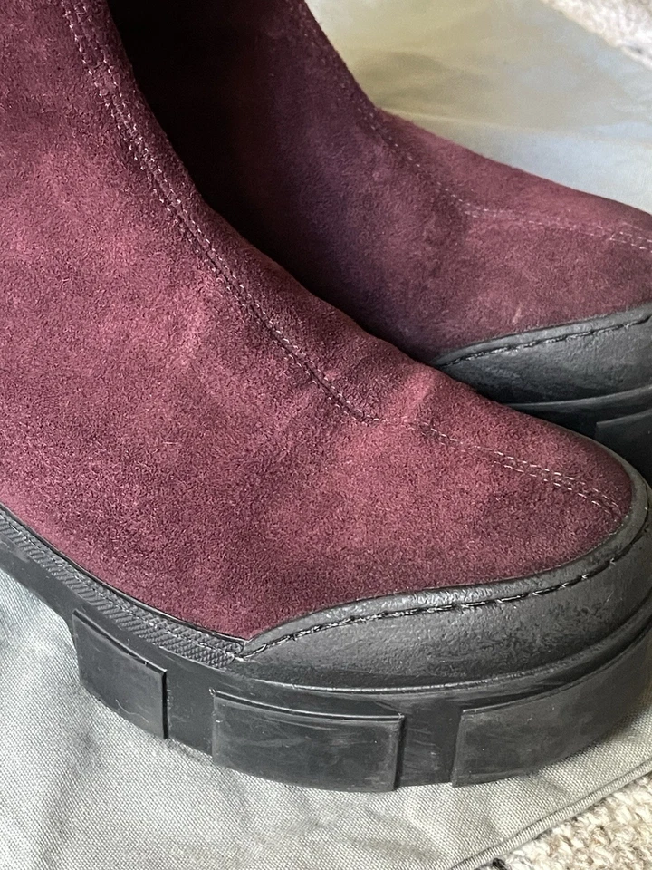 Botas de gamuza real Vic Matiè con cremallera talla 6 ligeramente usadas hechas en Italia venta al por menor $540 Foto 4 de 4