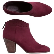 Violet & Red Jackson Lazer Cut Topline Boho Chic Bootie in Burgundy 8 NWT