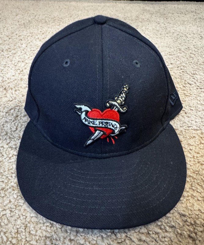 Kith Fake Friends Heart Dagger Navy New Era 7 1/2 Vintage