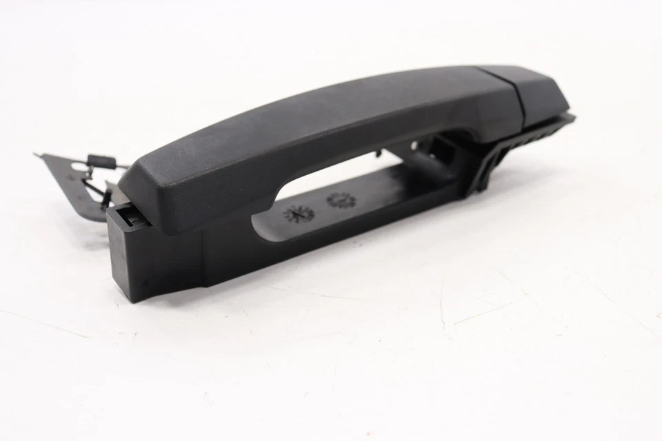 Nissan Titan 2004-2024 manija de puerta exterior del lado del pasajero trasero derecho OEM Foto 4 de 4