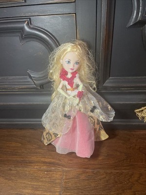 2013 Mattel Ever After High Thronecoming Apple White 11'' Doll With Shoes