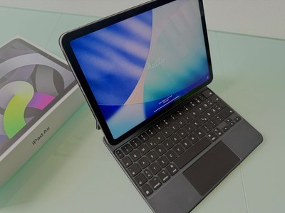 Apple iPad Air 4. Gen 256GB, Wi-Fi + 4G 10,9 Zoll + Magic Keyboard + Smart Folio