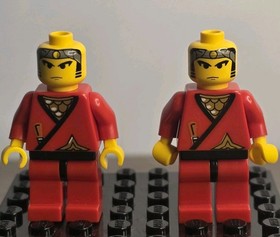 Lego Castle 2X Red Ninja Minifigure CAS050 Sets 3050, 3051, & 3052