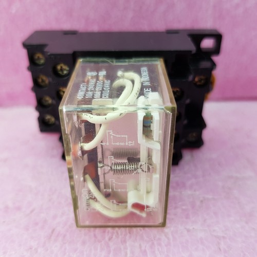 Omron LY4I4N 24VAC 14 Pin 10A 240VAC 28VDC Eiswürfel Relais Spule mit PTF14A-E Sockel - Bild 8 von 9