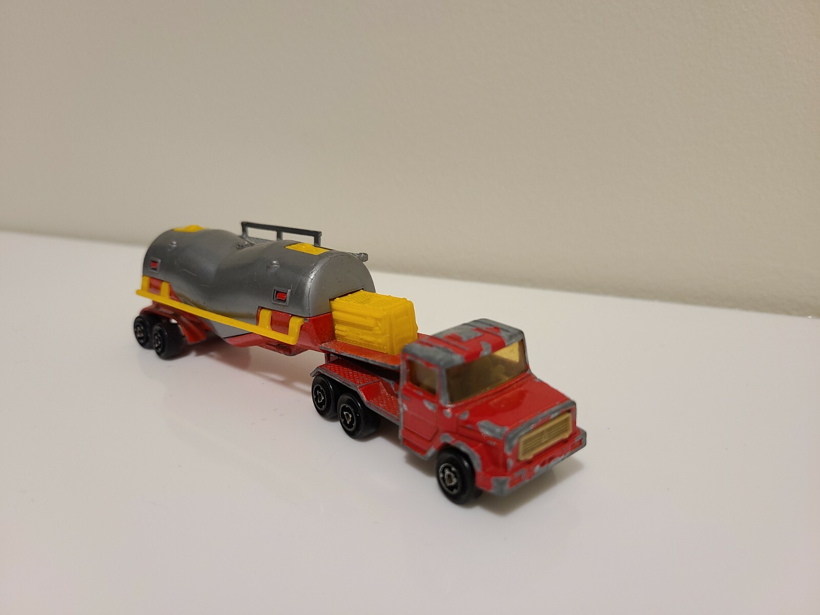 Picture 1 of 4