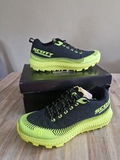 Scarpa da corsa Scott Supertrac Ultra RC donna taglia 7,5 nero giallo nuova