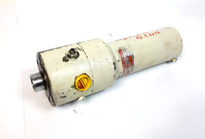 Hänchen Type 12020383-00 Hydraulic Cylinder Piston 60 Rod 30 Pmax 120 bar
