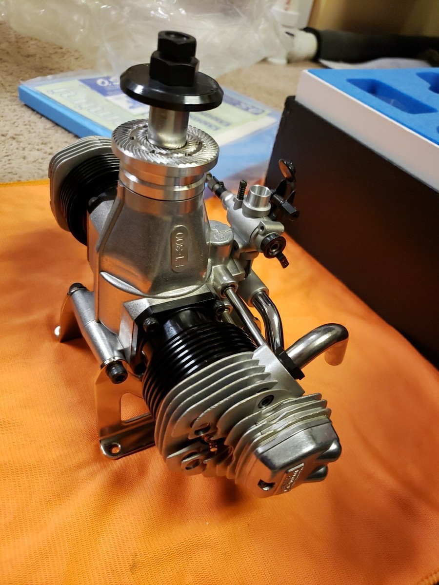 小川精機　FTー300　ラジコンエンジン 小川精機FTー300ラジコンエンジン