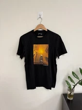 [New] Calvin Klein Men's Short Sleeve Graphic T-Shirt 40GM809