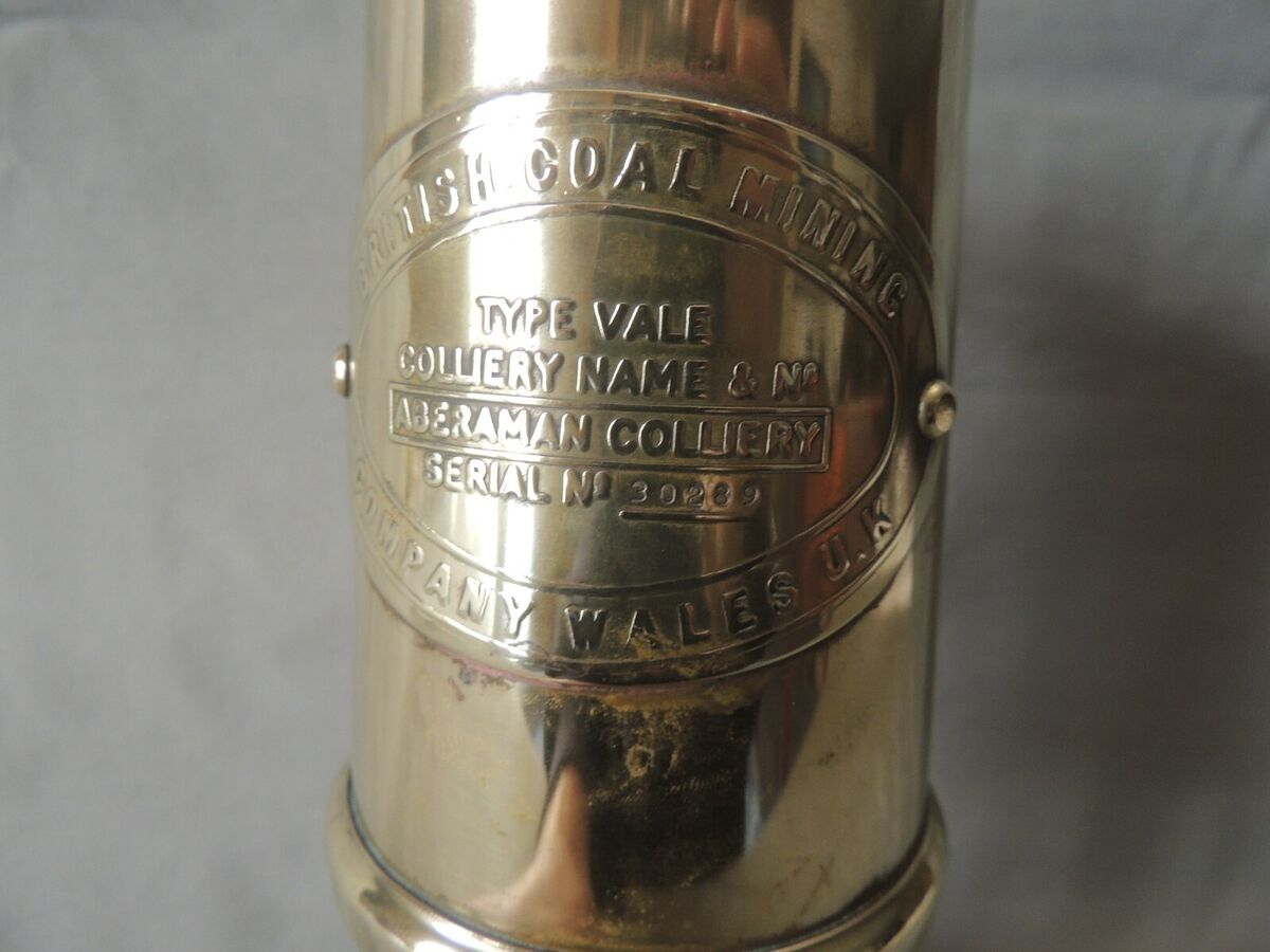 s-l1200.jpg s-l1200.jpg