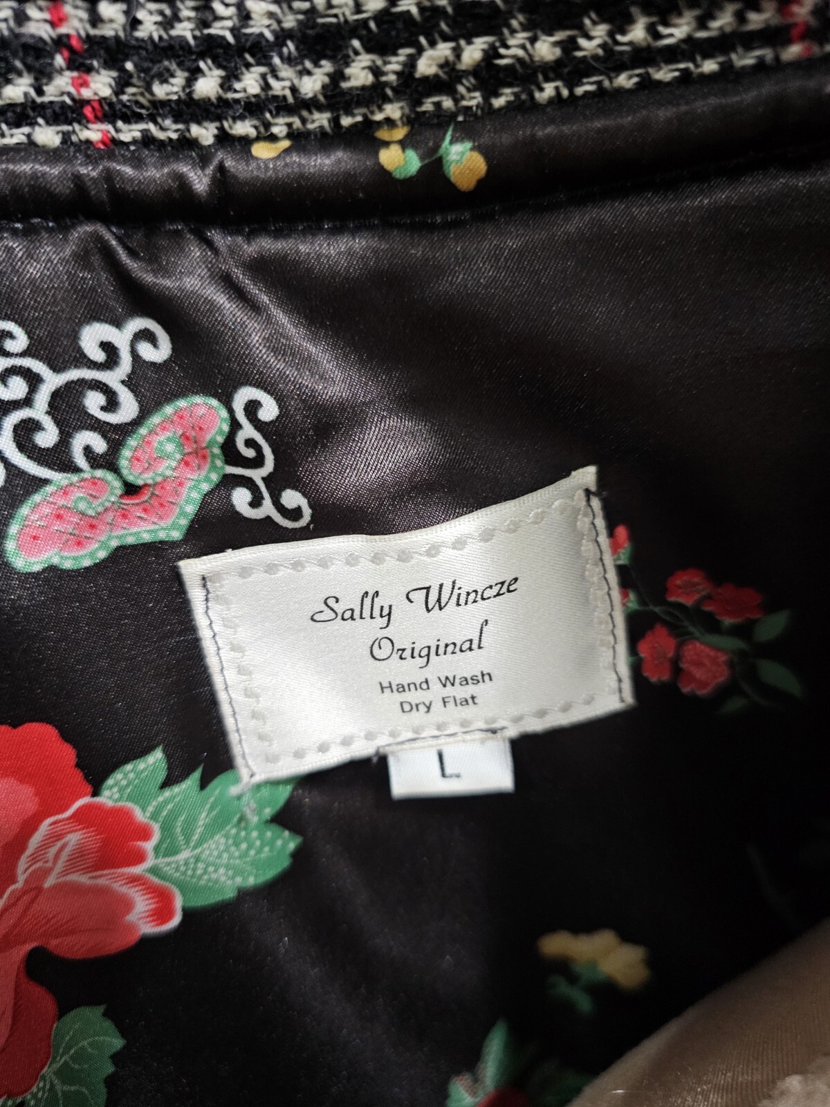 Reversible Quilted Insulated Patchwork Floral Cus… - image 9