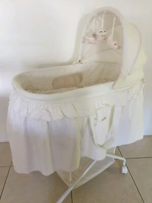 gumtree bassinet