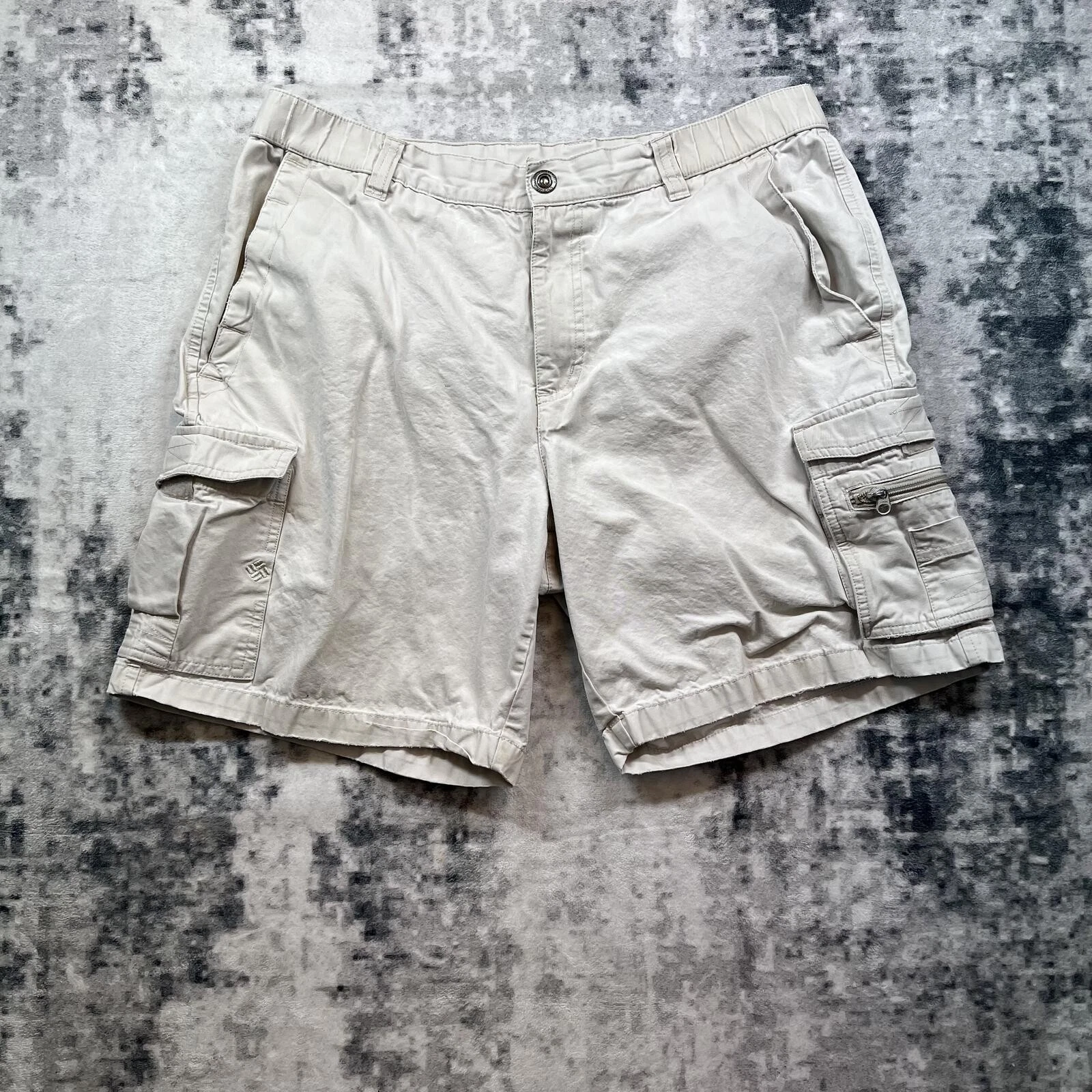 Columbia Sportswear X C O Beige Cargo Rugged Utility Hiking Shorts, M