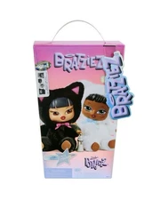Bratz Bratzies Icon Series Plush Blind Box With Charm And Clip Accessory