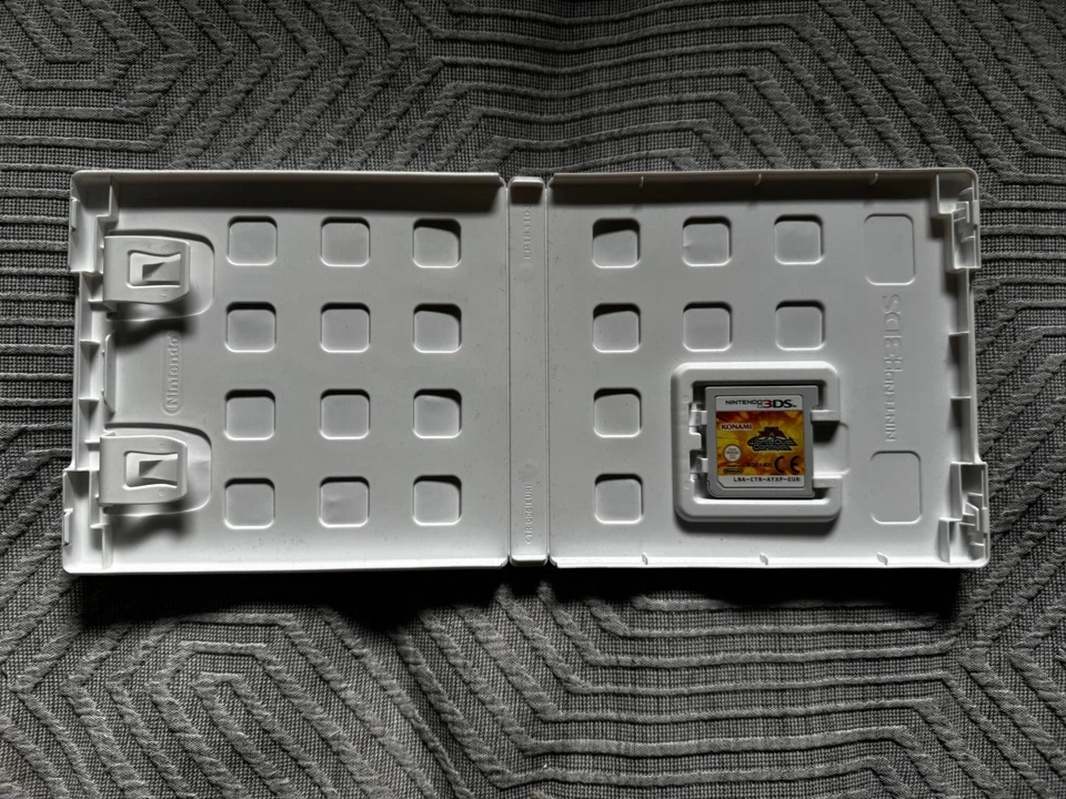 3DS YU-GI-OH! ZEXAL World Duel Carnival Juego 2DS 3DS Nintendo PAL EXCLUSIVO REINO UNIDO Foto 3 de 3