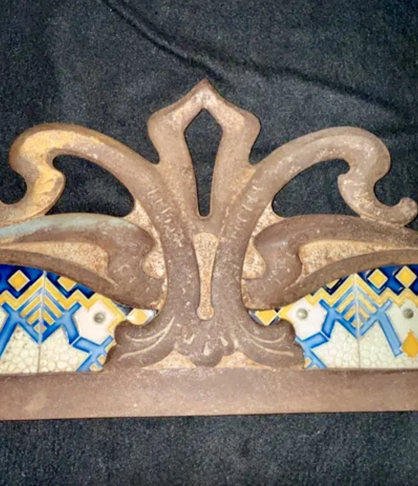 Ancien écran de cheminée Art Nouveau - Fonte et Carreaux Céramique - Photo 4/4