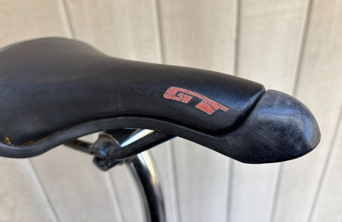 Vintage Mid School 90s GT Drop Nose Railed Seat With 22.2 Post Pro