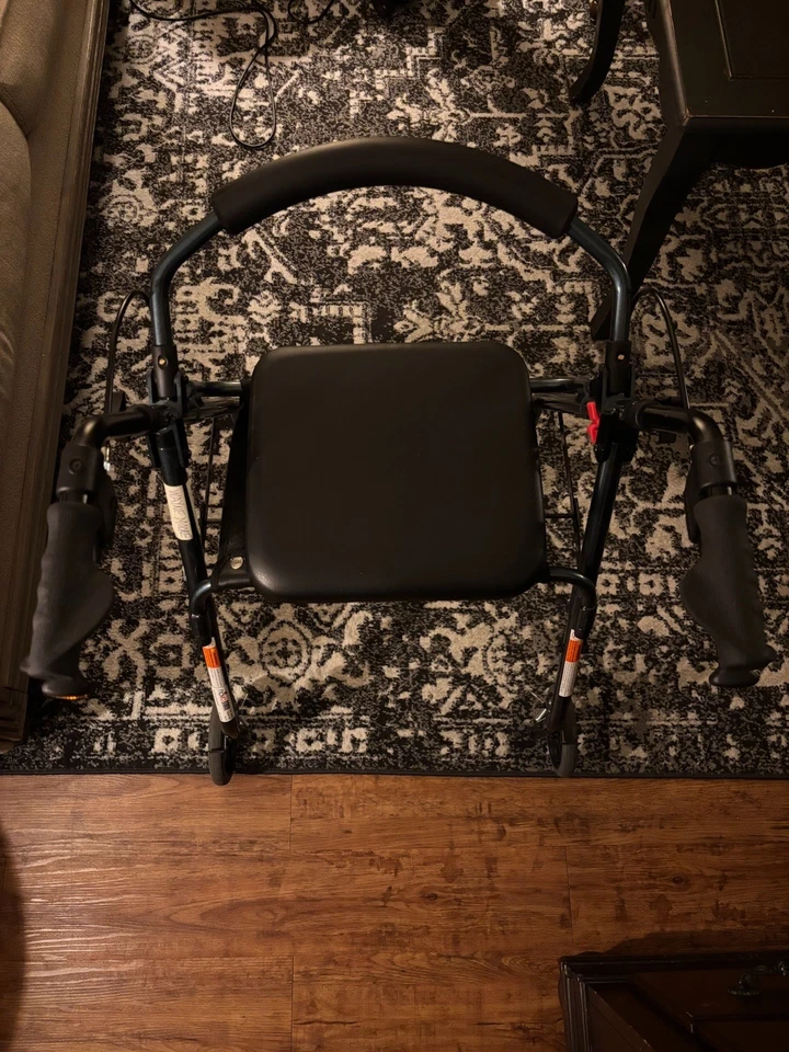 "Andador con ruedas Nova Getgo Classic 20"" W" Foto 2 de 4