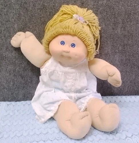 Cabbage Patch Kids Doll VTG 1985 Original Girl Blonde Ponytail Rosebud Outfit