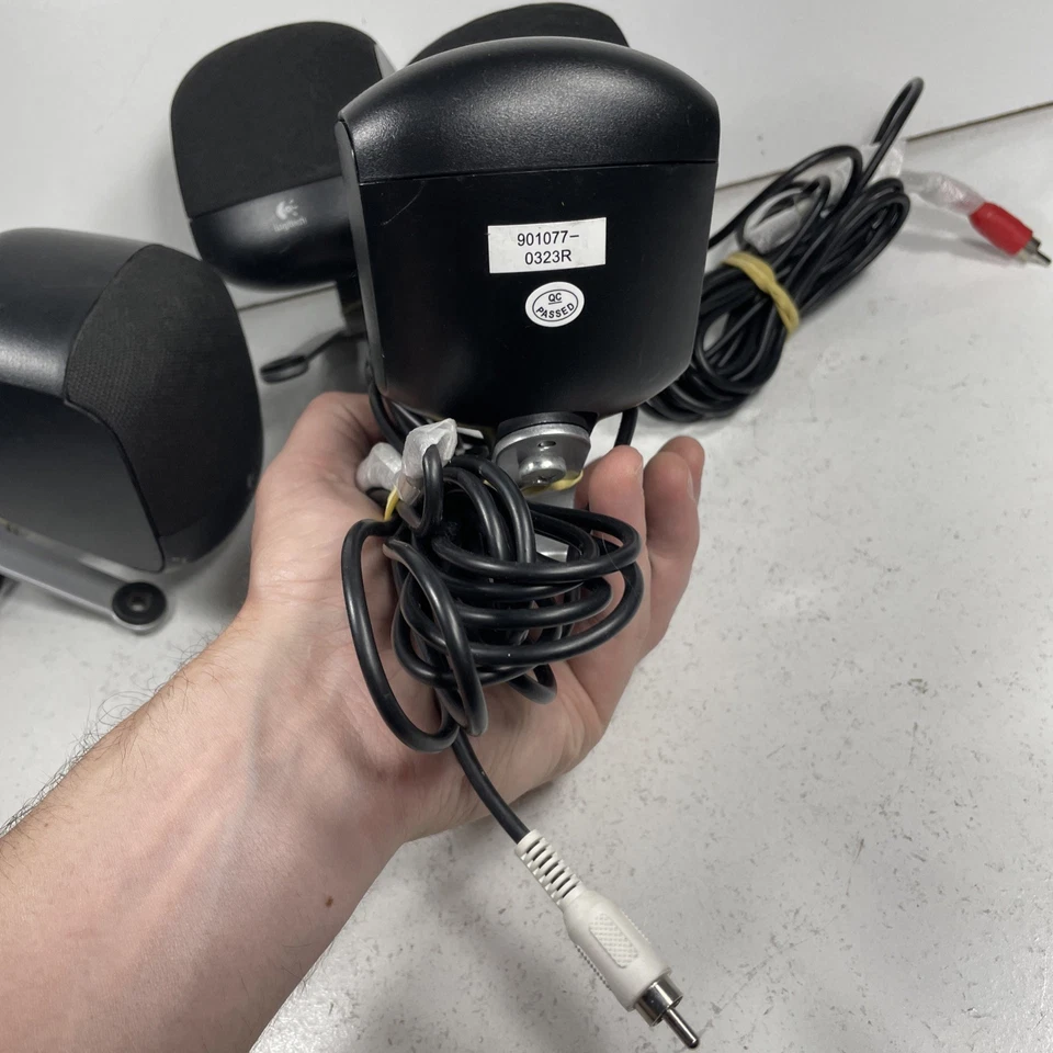 Logitech Z-640 Computer Satelliten Lautsprecher 4er Set 901077-0323r - Bild 3 von 4