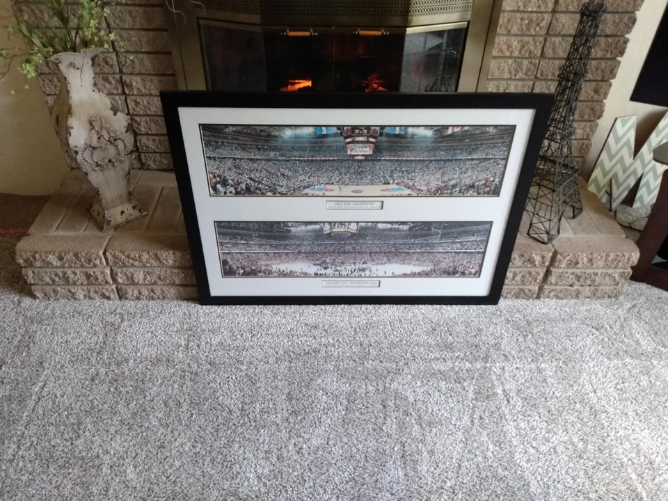 2004 NBA Champions Detroit Pistons - Stanley Cup Champions 2004 Tampa Bay Light - Imagem 2 de 4