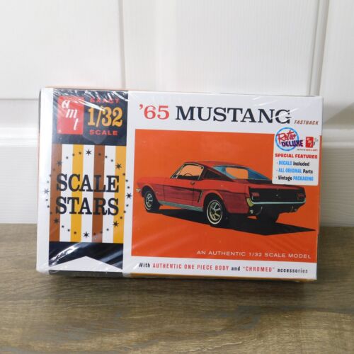 AMT 1042 1/32 1965 ‘65 Ford Mustang Fastback - Sealed New Retro Deluxe Model Kit
