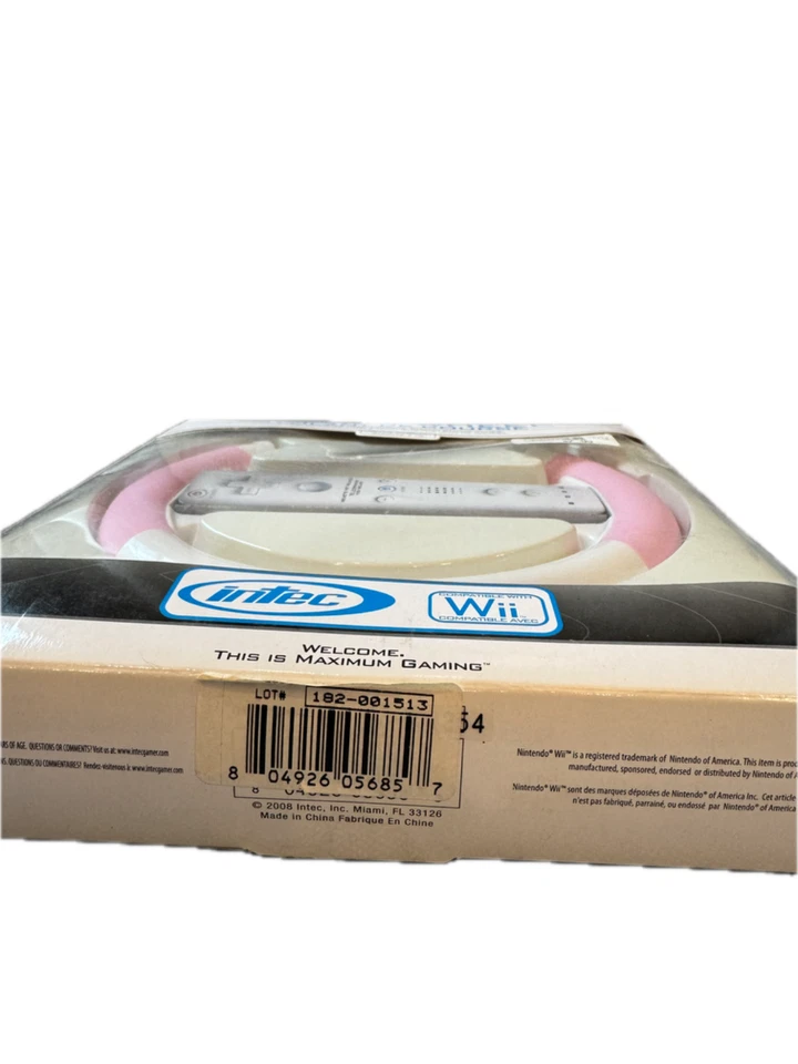 Nintendo Wii Intec Racing Wheel, Pink and White - Image 2 of 3