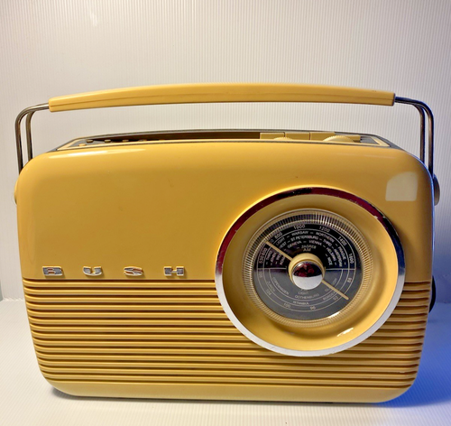 Vintage Bush Digital Radio Retro Style AM/FM/DAB TR82DAB/A Good Condition