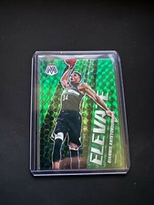 Giannis Antetokokounmpo 2020-21 Panini Mosaic ELEVATE GREEN PRIZM #2