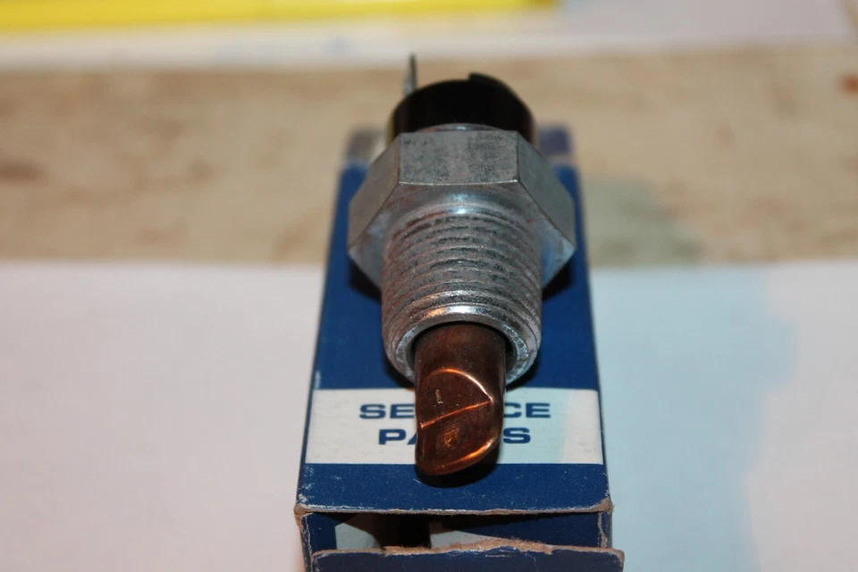 1961 年和 1963 - 1964 年 PONTIAC,1961 - 1964 年 PONTIAC TEMPEST,1967 - 1969 年 PONTIAC FIREBIRD — 第 4/4 张图片