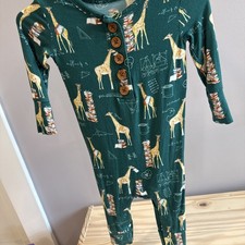 Posh Peanut Bamboo Bottom Snap Romper With Bottons. Size 6-9M