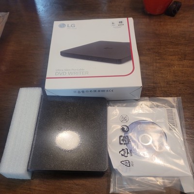 ** no wire ** damaged box LG Ultra Slim Portable DVD Writer 