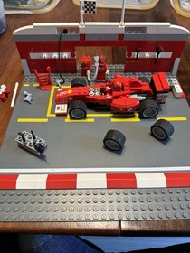 Lego 8375 Ferrari F1 Pit Set Vintage