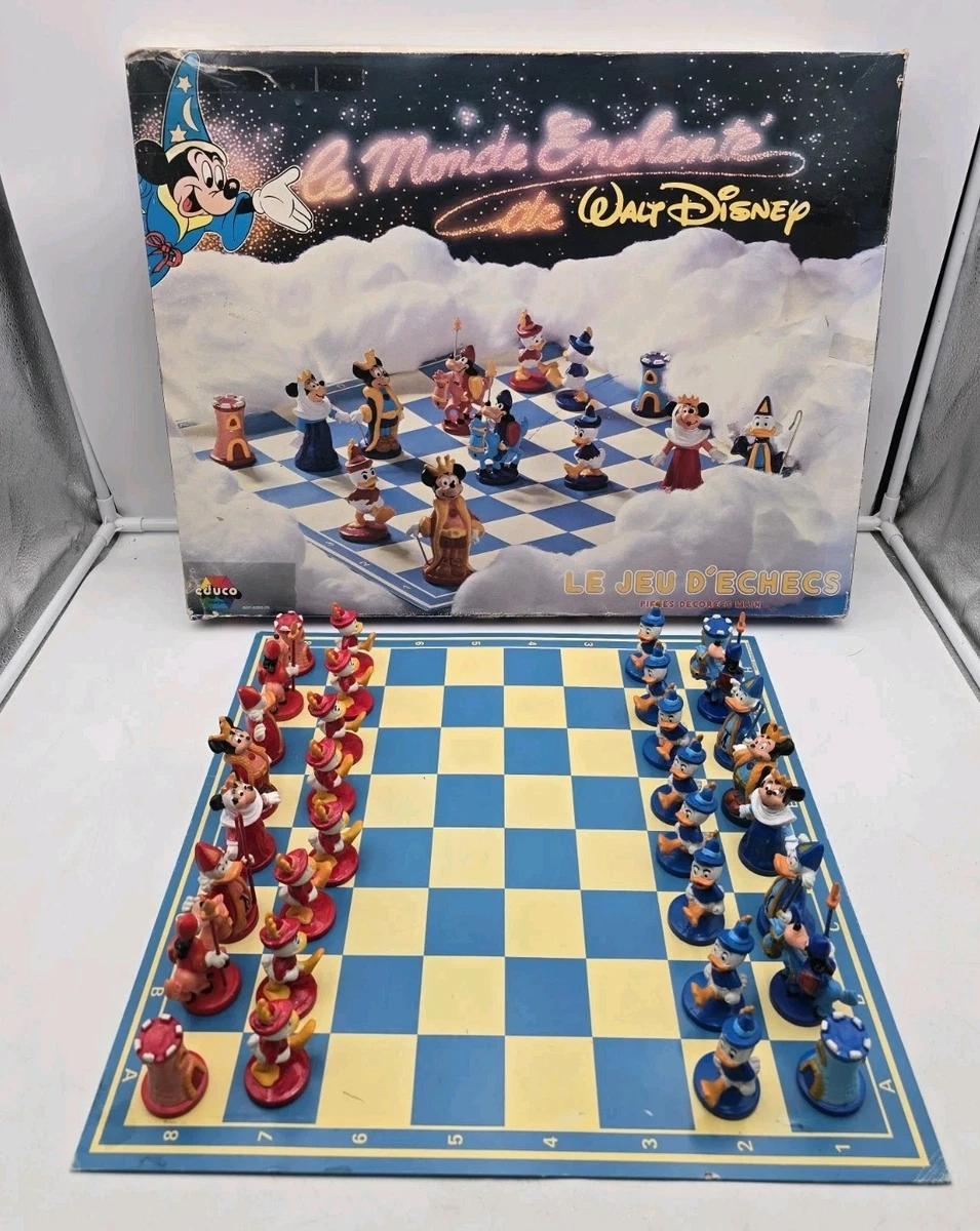 Disney Chess Collector's Editionディズニーチェス Disney Chess Set Collector's Edition - www.ChessAntiques.com