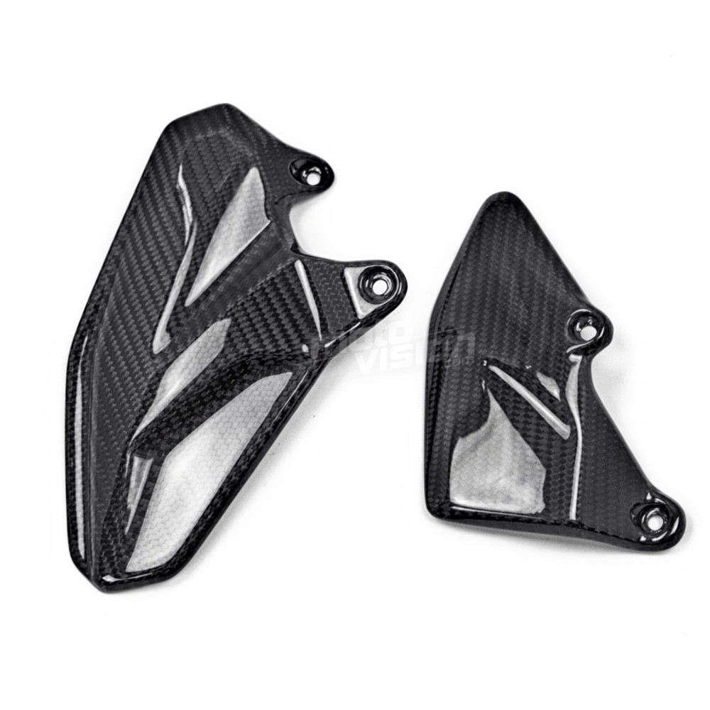 Talonettes carbone Multistrada V4 vernis brillant pour les longues virées en road trip